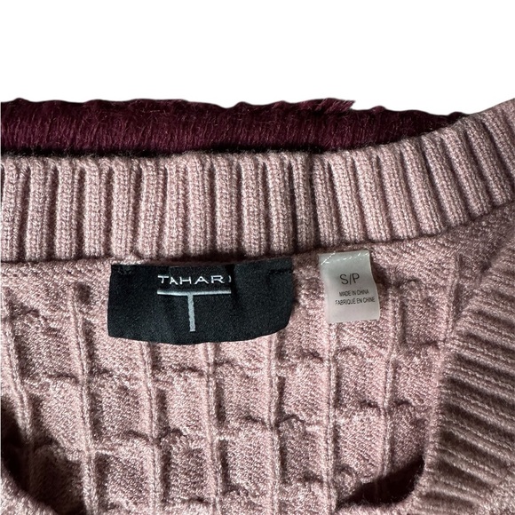 Tahari Soft Pink V-Neck Cable Knit Sweater - Picture 3 of 3